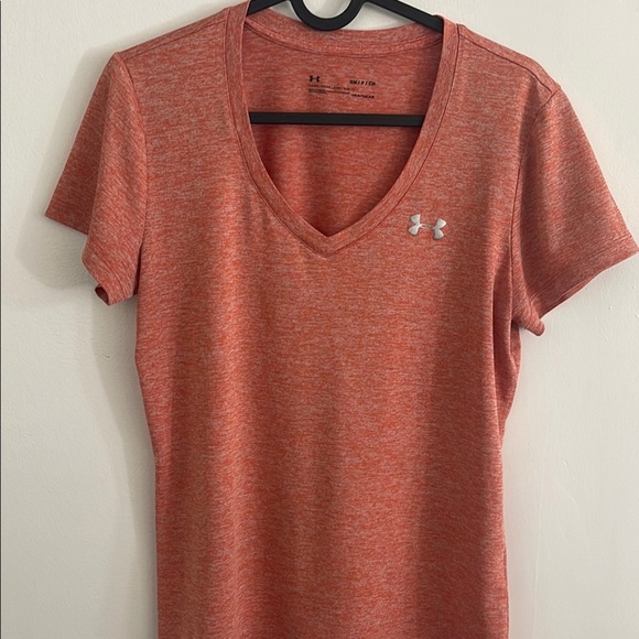 Authentic Under Armour orange Fitted Short Sleeve Tee exercise work out - Picture 1 of 5